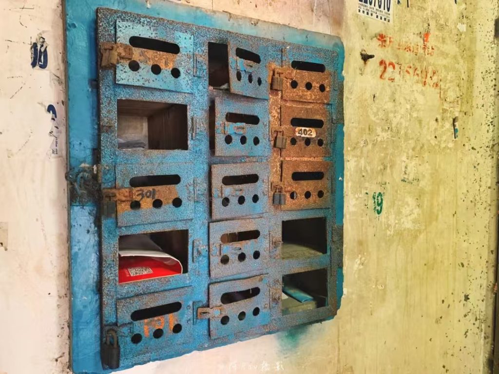 给未来寄封信 | SlowMail – 悠邮慢递 | 珍藏此刻，约定未来插图